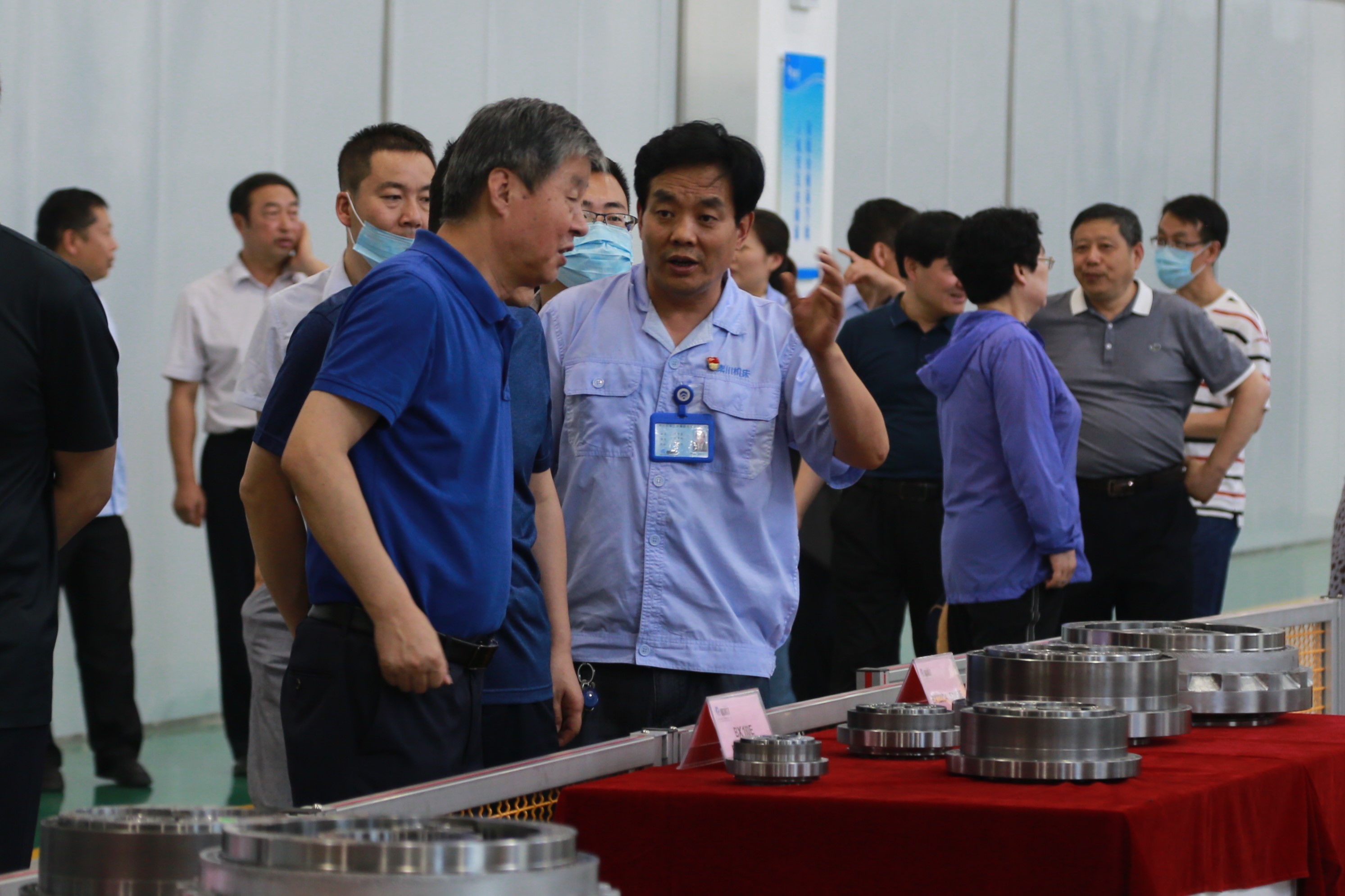 咸阳市政协主席汪文展一行莅临必发指数入口集团专题调研