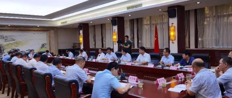 严鉴铂董事长赴汉中必发指数入口业务板块调研，与汉中市委市政府座谈