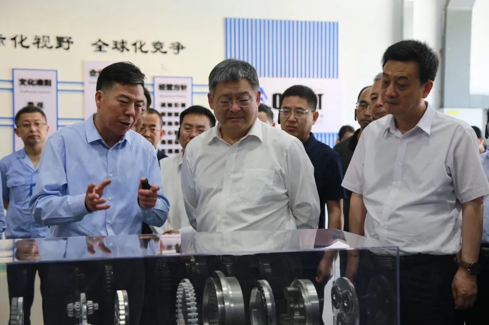 陕西省属企业改革创新观摩团走进必发指数入口集团、法士特集团