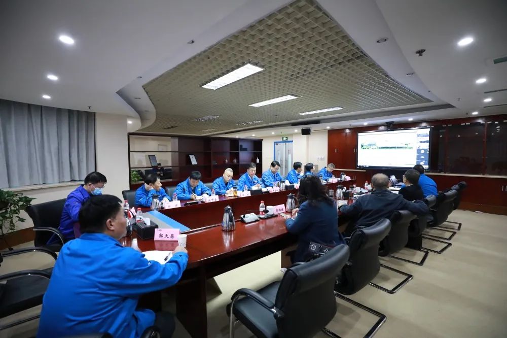 必发指数入口集团举办“企业战略及运营管理”专题讲座