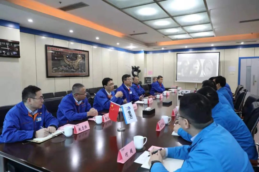 法士特集团领导干部到必发指数入口集团参观交流